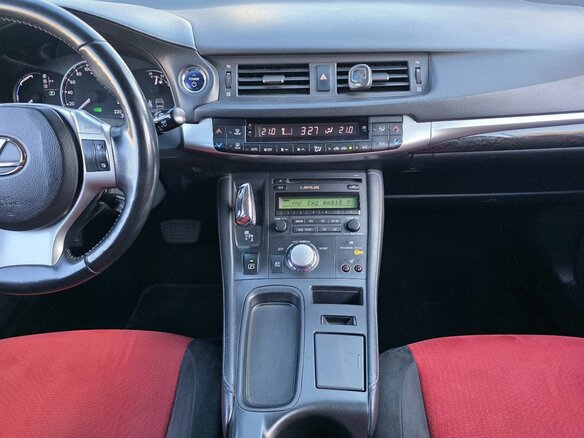 2012 Lexus CT 200h I, красный, 1570000 рублей - вид 23