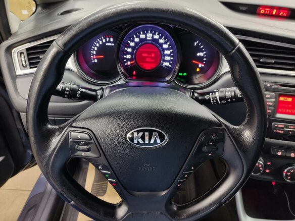 2015 Kia Ceed II Рестайлинг, синий, 955000 рублей - вид 13