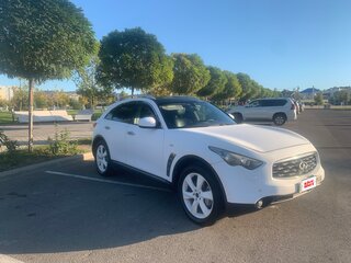 2010 Infiniti FX37 II (S51), белый, 1500000 рублей, вид 2
