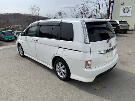2014 Toyota ISis I Рестайлинг, белый, 1188008 рублей, вид 5