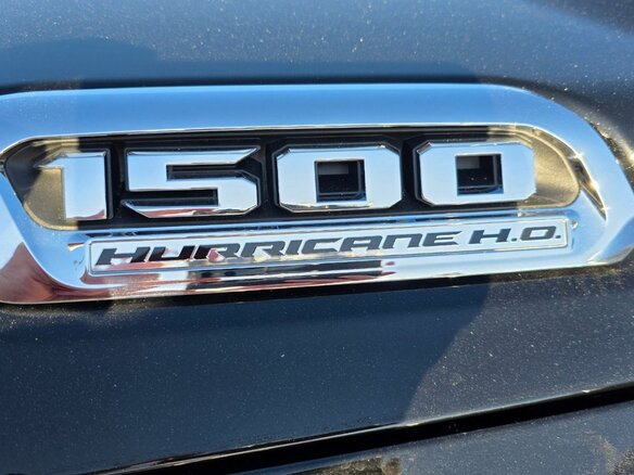 2026 Ram 1500 Crew Cab V Рестайлинг, чёрный, 10600000 рублей - вид 8