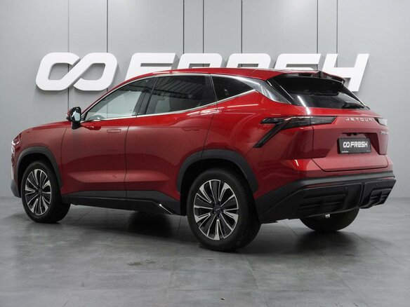 2024 Jetour Dashing I, красный, 2654000 рублей - вид 1