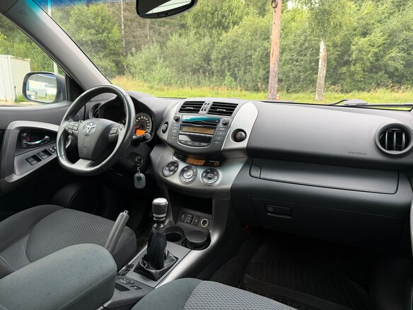 2011 Toyota RAV4 III (XA30) Рестайлинг, белый - вид 17