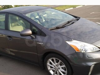 2013 Toyota Prius v (+) I (ZVW40/41), серый, 1500000 рублей, вид 3
