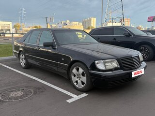 1996 Mercedes-Benz S-Класс 420 III (W140) Рестайлинг, чёрный, 900000 рублей, вид 2