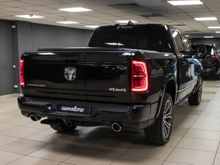 2026 Ram 1500 Crew Cab V Рестайлинг, чёрный, 10700000 рублей, вид 4