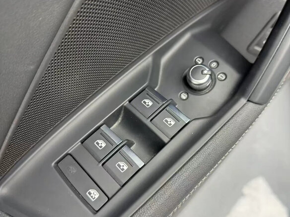 2022 Audi A3 35 TFSI IV (8Y), серый, 2140000 рублей - вид 8