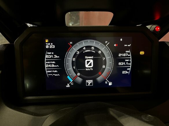 2022 Yamaha TMAX, синий - вид 2