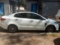 2017 Kia Rio III Рестайлинг, белый - вид 2