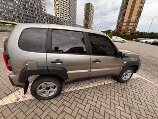2021 Lada (ВАЗ) Niva Travel I, серый, 909000 рублей, вид 5