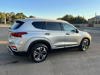 2019 Hyundai Santa Fe IV, серебристый, 3175000 рублей, вид 4