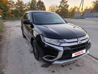 2017 Mitsubishi Outlander III Рестайлинг 2, чёрный, 1600000 рублей, вид 3