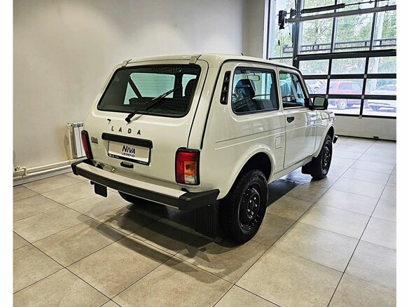 2026 Lada (ВАЗ) Niva Legend I Рестайлинг, белый, 1182100 рублей - вид 5