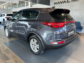 2018 Kia Sportage IV, серый, 1695000 рублей, вид 4