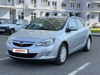 2010 Opel Astra J, серебристый, 650000 рублей, вид 1