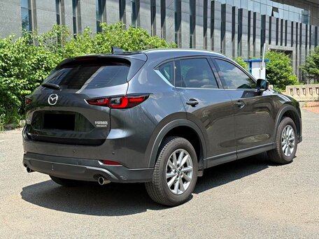 2026 Mazda CX-5 II Рестайлинг, серый, 2853010 рублей, вид 4