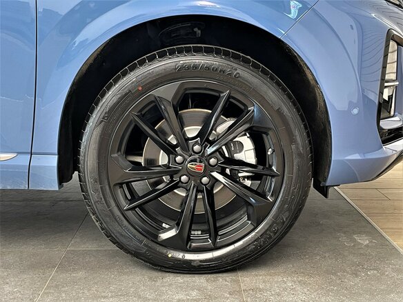 2025 Hongqi HS3, голубой, 3690000 рублей - вид 13