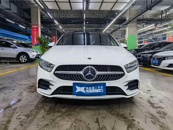 2021 Mercedes-Benz A-Класс 180 Long IV (W177), белый - вид 1