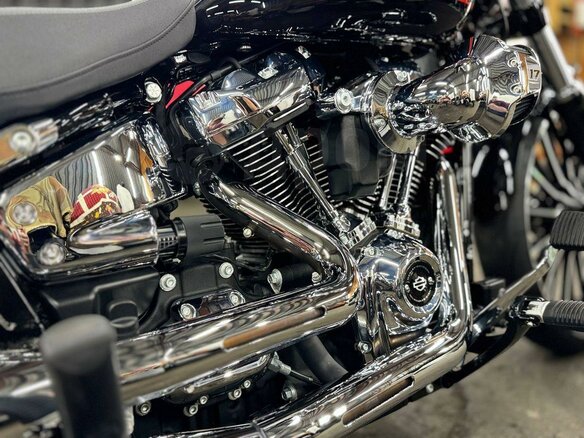 2023 Harley-Davidson Breakout, чёрный, 2310000 рублей - вид 15