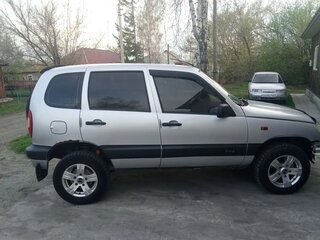 2003 Chevrolet Niva I, серебристый, 320000 рублей, вид 5