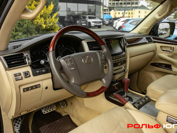 2013 Lexus LX 570 III Рестайлинг, чёрный, 3808000 рублей - вид 18