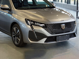 2026 Peugeot 408 II Рестайлинг 2, серебристый, 3899000 рублей, вид 4