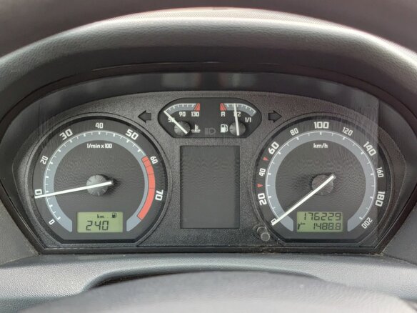 2006 Skoda Fabia I Рестайлинг, серебристый - вид 12