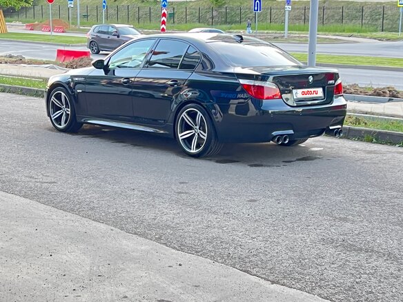 2005 BMW 5 серии 530d V (E60/E61), чёрный, 2150000 рублей