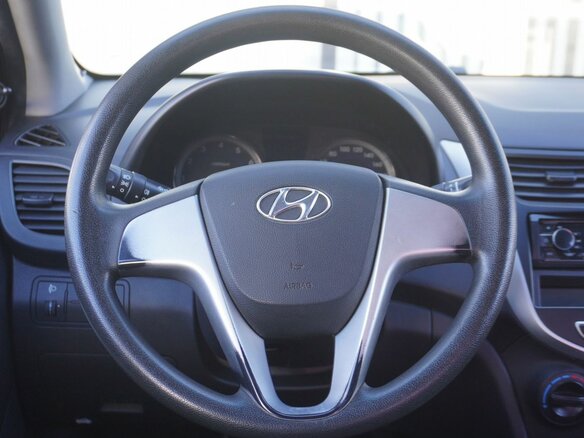 2013 Hyundai Solaris I, белый, 595000 рублей - вид 13