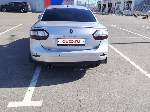 2013 Renault Fluence I Рестайлинг, серебристый, 670000 рублей - вид 4