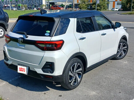 2022 Toyota Raize I, белый, 1310000 рублей, вид 2
