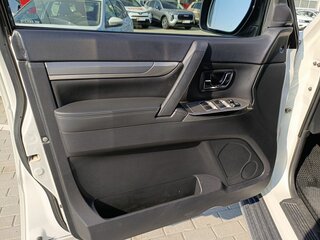 2014 Mitsubishi Pajero IV Рестайлинг 1, белый, 2429000 рублей, вид 5
