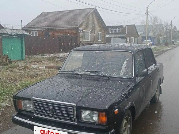 2010 Lada (ВАЗ) 2107, чёрный, 200000 рублей