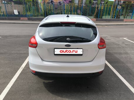 2018 Ford Focus III Рестайлинг, белый, 920000 рублей, вид 5