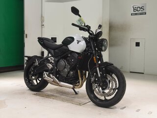 2026 Triumph Trident 660, белый, 1040000 рублей, вид 2
