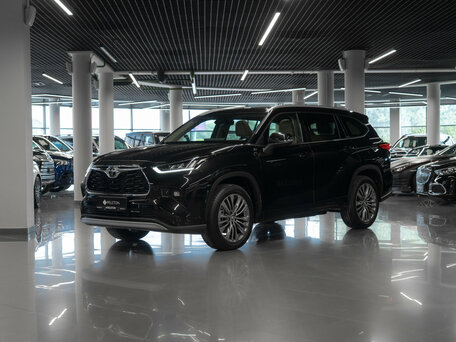 Toyota Highlander IV (XU70)