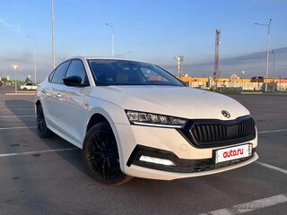 2021 Skoda Octavia IV (A8), белый, 1775000 рублей, вид 3