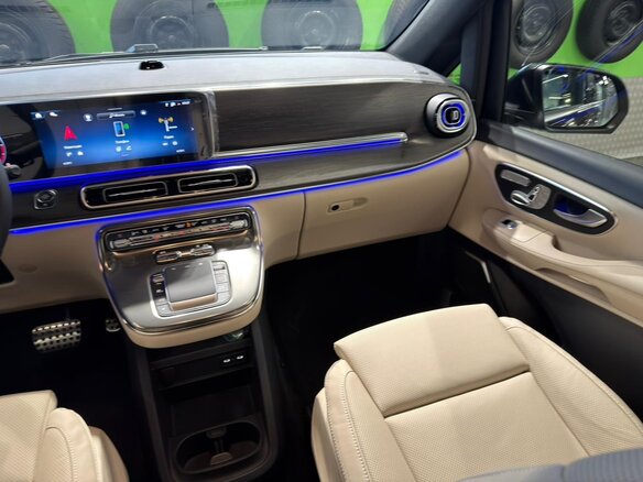2026 Mercedes-Benz V-Класс Extra Long 300 d экстра длинный III (W447) Рестайлинг 2, чёрный, 14500000 рублей - вид 22