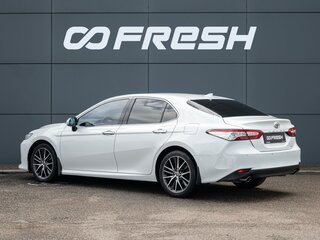 2022 Toyota Camry VIII (XV70) Рестайлинг, белый, 2795000 рублей, вид 2