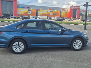 2018 Volkswagen Jetta 8-speed VII, синий, 1450000 рублей, вид 4