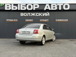 2007 Toyota Avensis II Рестайлинг, серебристый, 1190000 рублей, вид 2