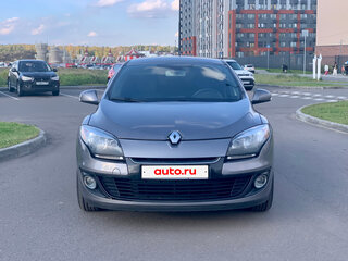 2012 Renault Megane III Рестайлинг, серый, 700000 рублей, вид 2