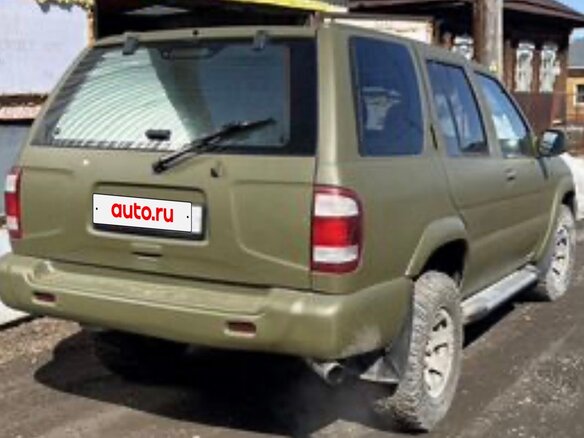 1999 Nissan Pathfinder II, зелёный