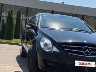 2006 Mercedes-Benz R-Класс 320 Long I, чёрный, 1500000 рублей, вид 3