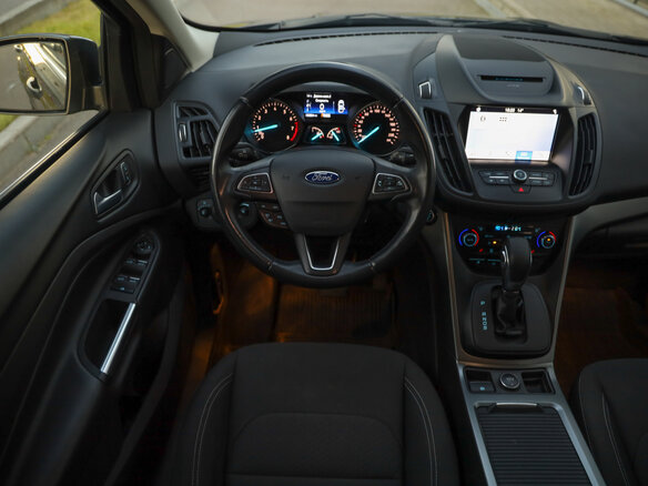 2019 Ford Kuga II Рестайлинг, чёрный, 1759046 рублей - вид 11