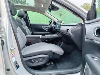2026 Changan Qiyuan Q05 51.9 kWh II, серебристый, 2480911 рублей, вид 5