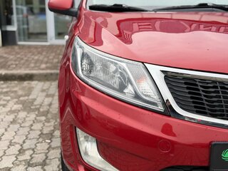 2012 Kia Rio 5-speed III, красный, 772000 рублей, вид 4