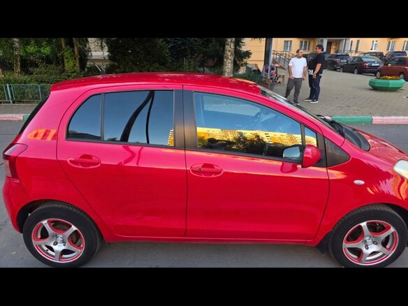 2008 Toyota Yaris Multimode II, красный, 510000 рублей - вид 10