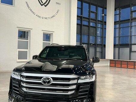 2026 Toyota Land Cruiser 300 Series, чёрный, 35500000 рублей, вид 3