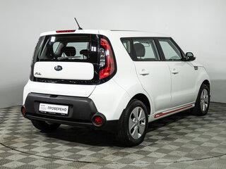 2016 Kia Soul II, белый, 1319700 рублей, вид 5